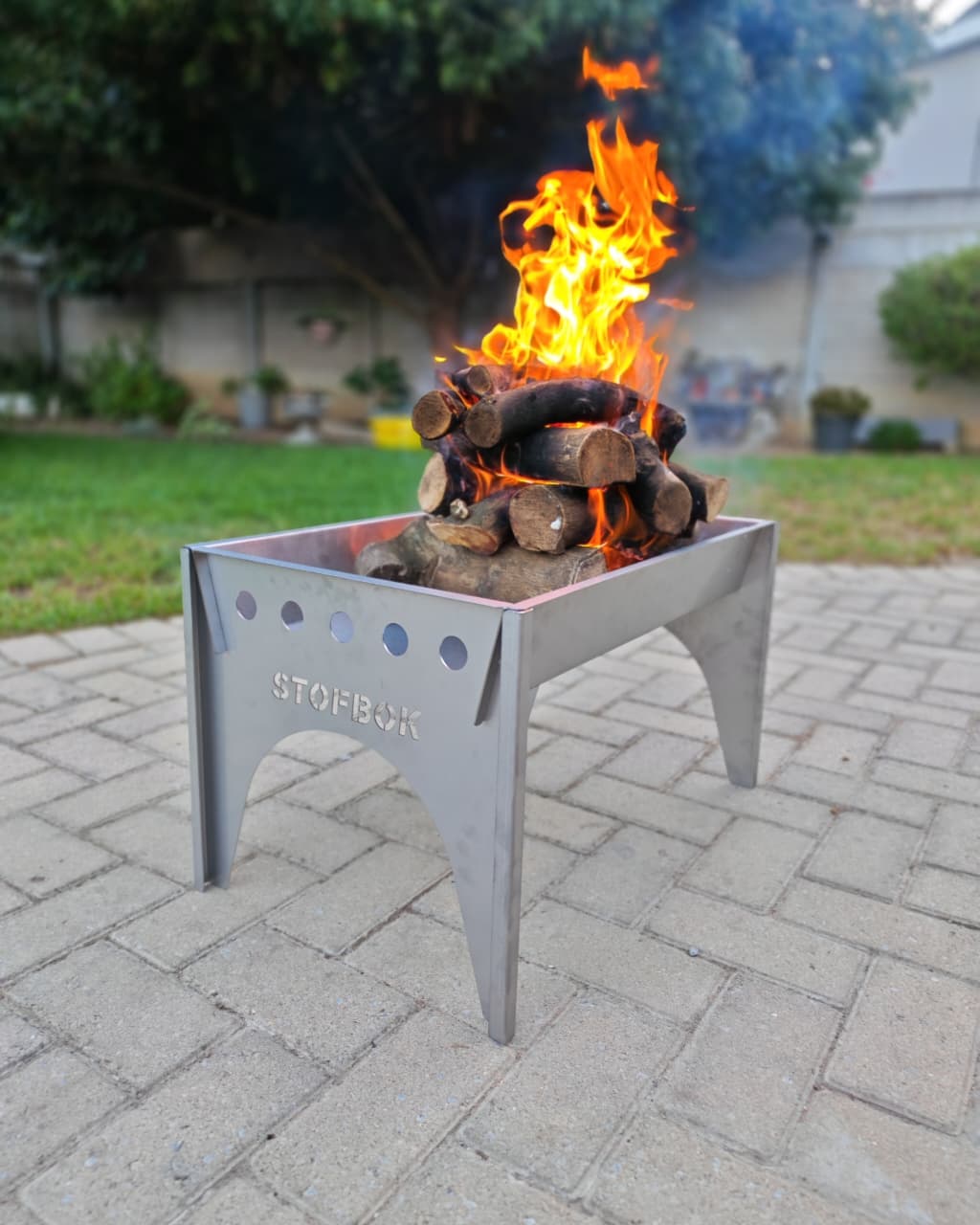 	Desert Wind Breaker – portable outdoor wind protection for 4x4 camping and overlanding in South Africa